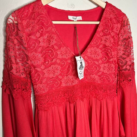 NEW Easel Babydoll Dress SMALL Empire Waist Lace V-Neck Bell Sleeve Mini Swing - Picture 8 of 10